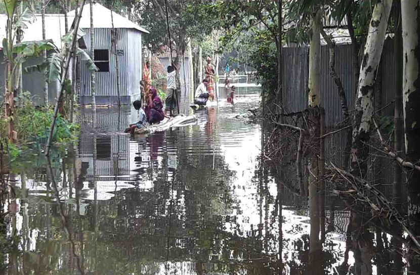 বৃষ্টি কমলেও সারাদেশে বন্যা পরিস্থিতির অবনতি